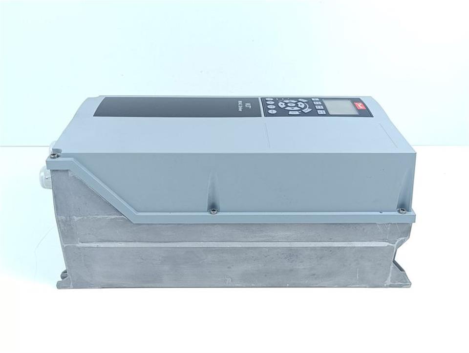 danfoss-fc-102-131u0932-fc-102p4k0t4z55h1xgxxoxsxxxxaxbxcxxxxdx-tested-und-top-81612-2.jpg