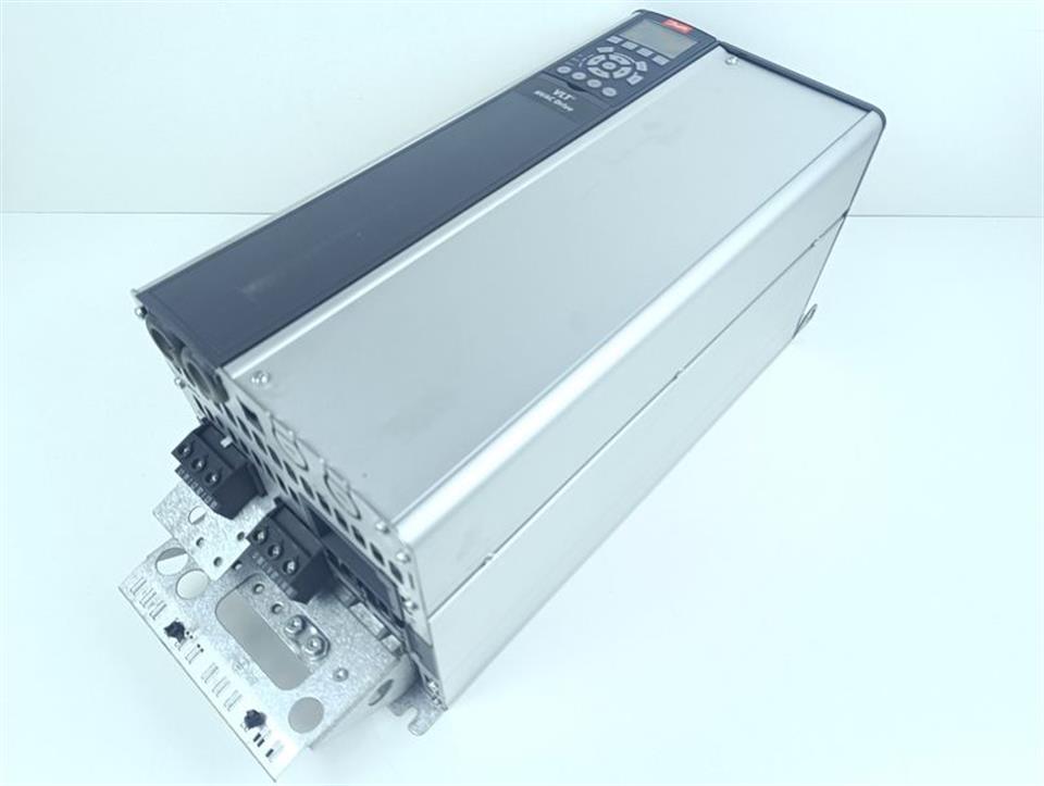 danfoss-fc-102p30kt4e20h1xgxxxxsxxxxaxbxcxxxxdx-tested-und-top-zustand-83568-1.jpg