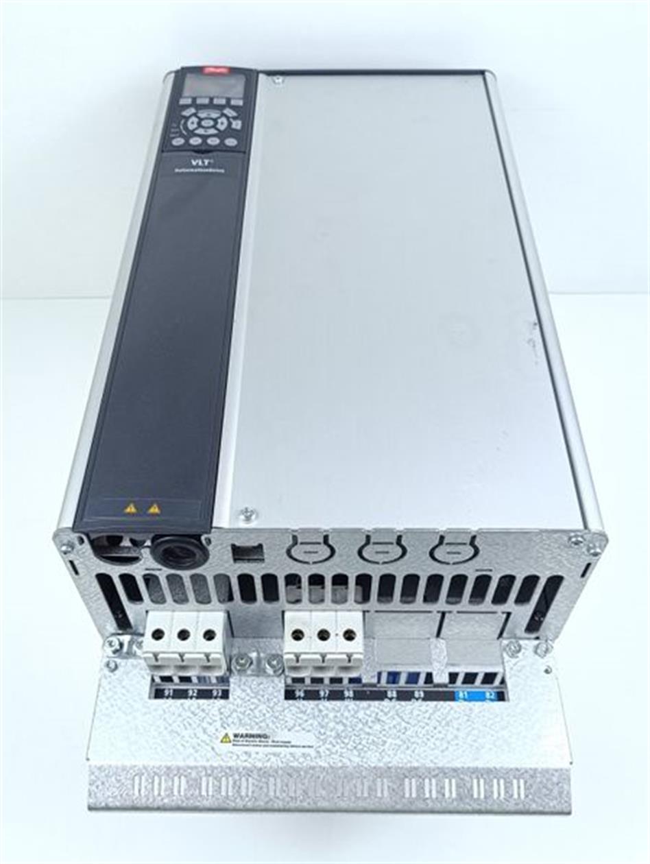 danfoss-fc-302p37kt5e20h1xgxxxxsxxxxa0bxcxxxxd0-lcp-102-tested-und-neuwertig-79271-2.jpg