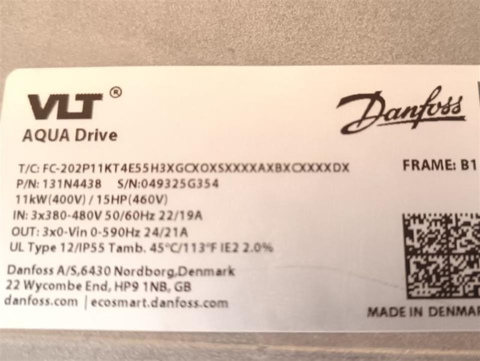 Danfoss VLT AQUA Drive FC-202P11KT4E55H3 P/N: 131N4438 TESTED & NEUWERTIG