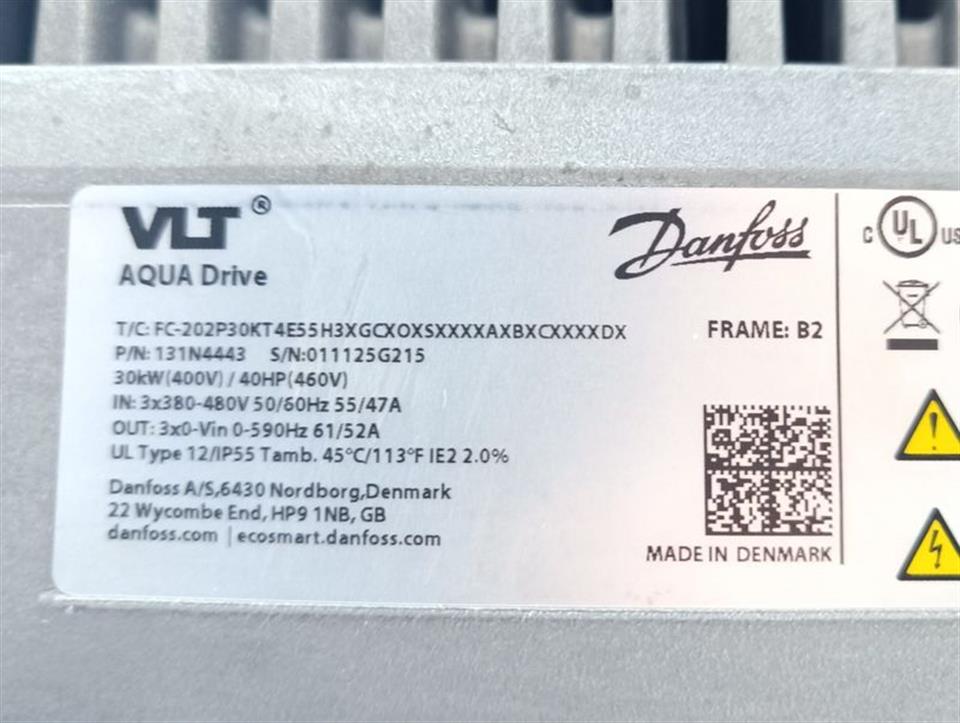 Danfoss VLT AQUA Drive FC-202P30KT4E55H3 P/N: 131N4443 TESTED & NEUWERTIG
