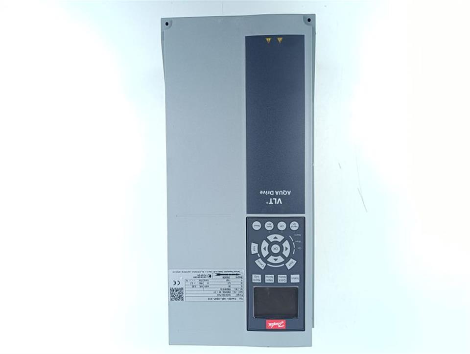 Danfoss VLT FC-202PK55T4Z55H3X P/N: 136Z7119 + Fneo050-140A+054P-W1B NEUWERTIG
