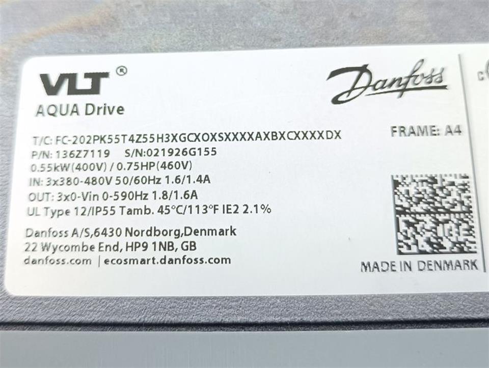 Danfoss VLT FC-202PK55T4Z55H3X P/N: 136Z7119 + Fneo050-140A+054P-W1B NEUWERTIG