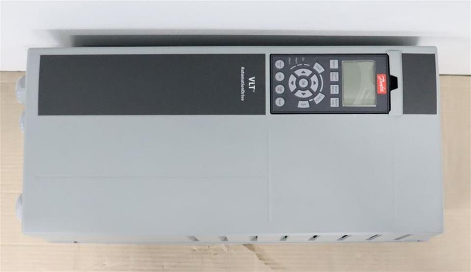 danfoss-vlt-fc-302p15kt5e21h1-frequenzumrichter-lcp-102-tested-und-top-zustand-61523-3.jpg