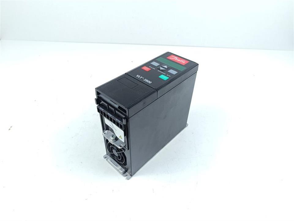 Danfoss VLT2800  VLT2803PS2B20SBR1DBF00A00C1 240V 0,37 kw TOPZUSTAND & TESTED