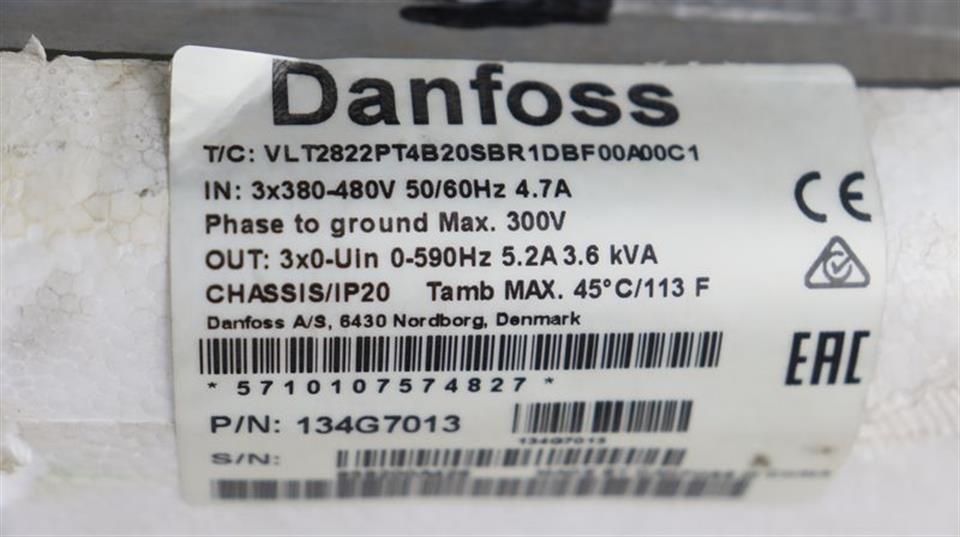 danfoss-vlt2822pt4b20sbr1dbf00a00c1-pn-134g7013-tested-und-unused-ovp-59346-4.jpg