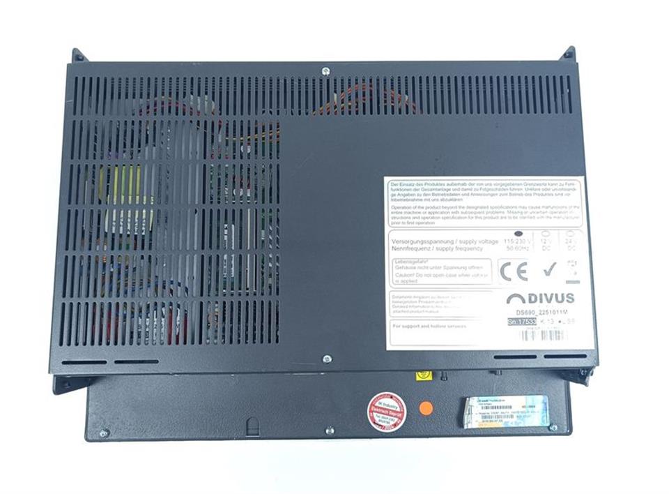 divus-panel-ds6902251011m-industrial-computer-tested-62531-4.jpg