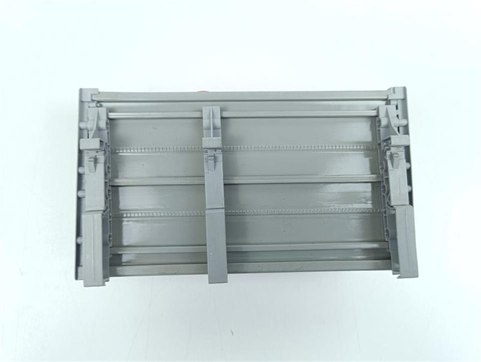 e-t-a-typ-svs04-08-b10-c10-dc-24v-40a-used-77698-4.jpg
