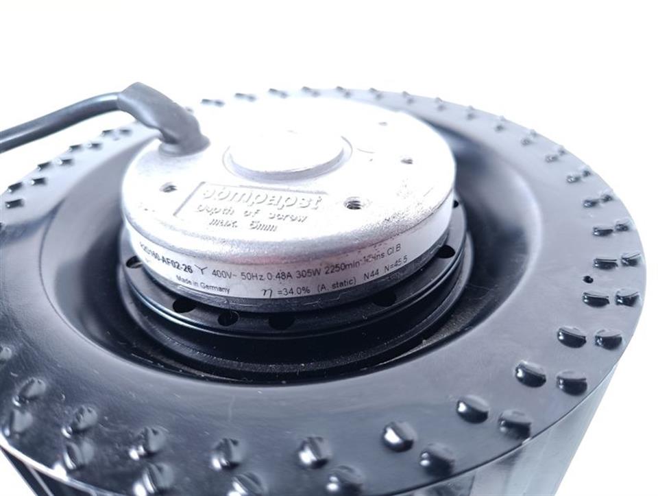 ebmpapst-r2d160-af02-26-400v-50hz-048a-305w-2250min-top-zustand-78158-4.jpg