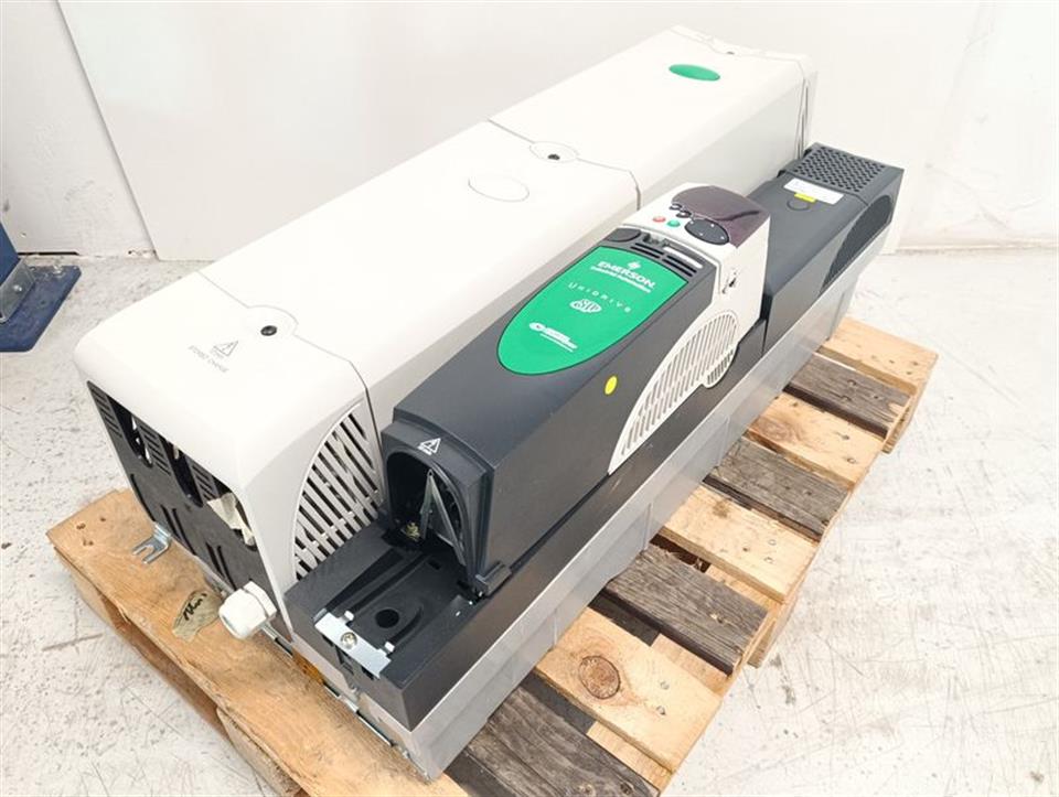 EMERSON Control Techniques Unidrive SP SPMD1424 160/200kW Control Master TOP