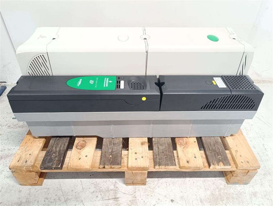 EMERSON Control Techniques Unidrive SP SPMD1424 160/200kW TOP ZUSTAND