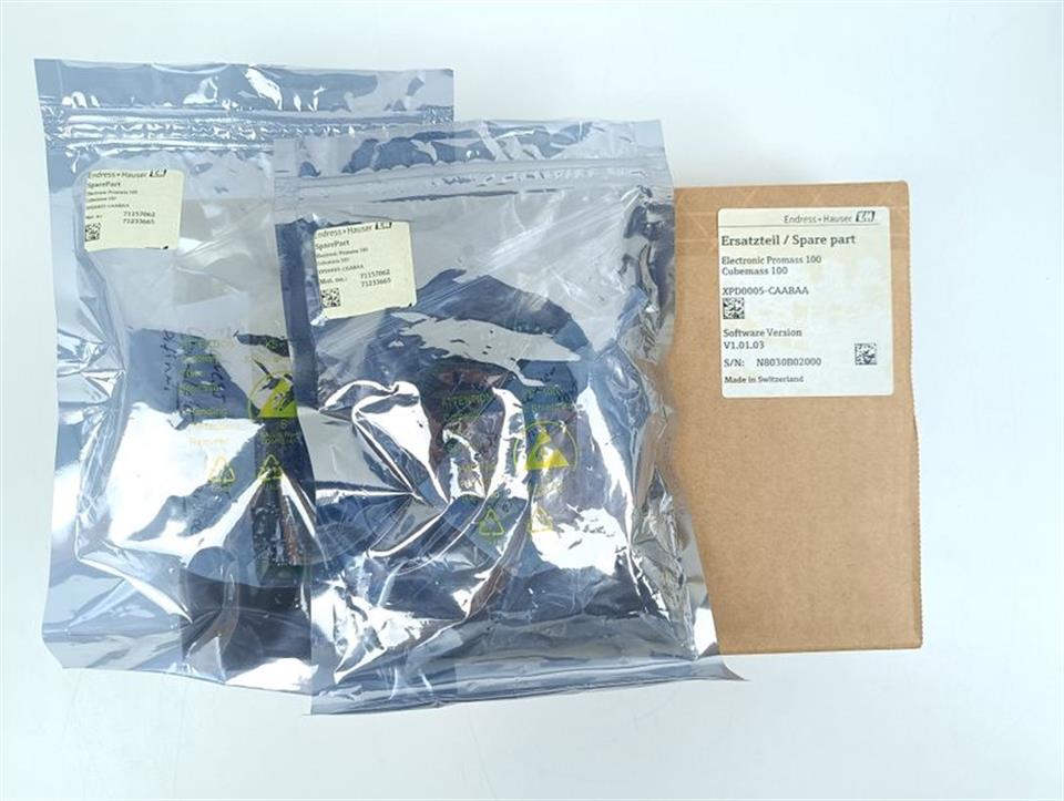 ENDRESS + HAUSER Cubemass 100 Order: 8C1B01-1F76/0 + XPD005-CAABAA UNUSED