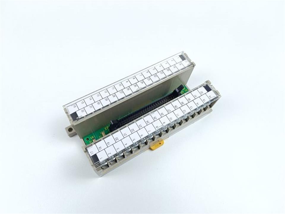 fanuc-a03b-0815-c020-io-module-neuwertig-78164-1.jpg