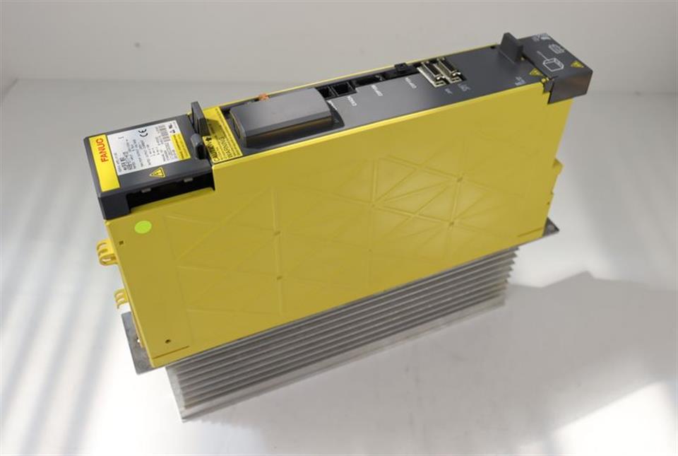 fanuc-servo-amplifier-a06b-6117-h105-ver-e-55kw-top-zustand-56843-2.jpg