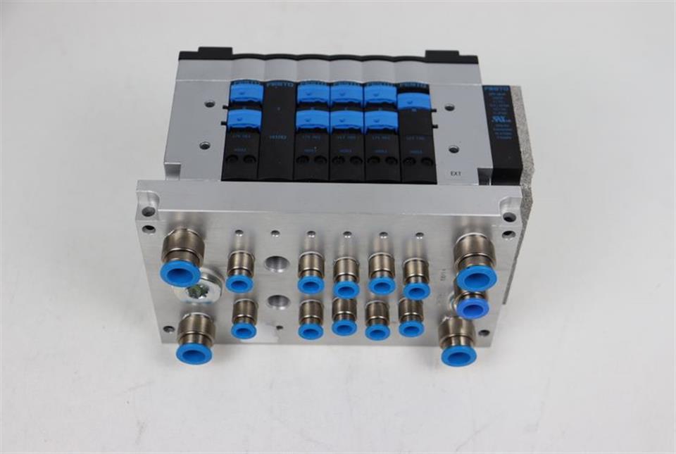 festo-cpv18-vi-18220-cpv18-ge-mp-6-18208-hd02-ventilinsel-unused-56406-2.jpg