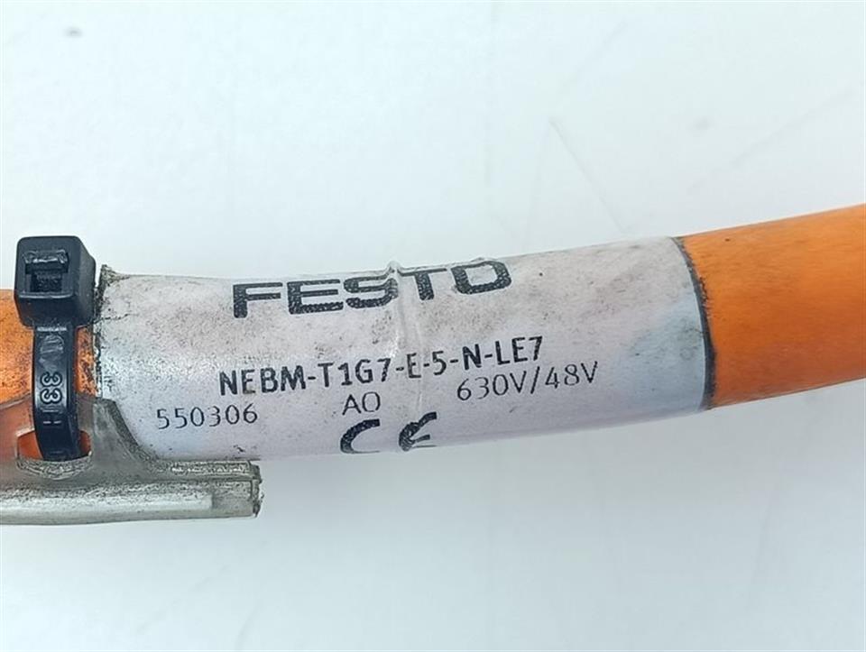 festo-motor-und-encodercable-nebm-t1g7-e-5-n-le7-und-nebm-t1g8-e-5-n-s1g15-top-zustand-82885-3.jpg