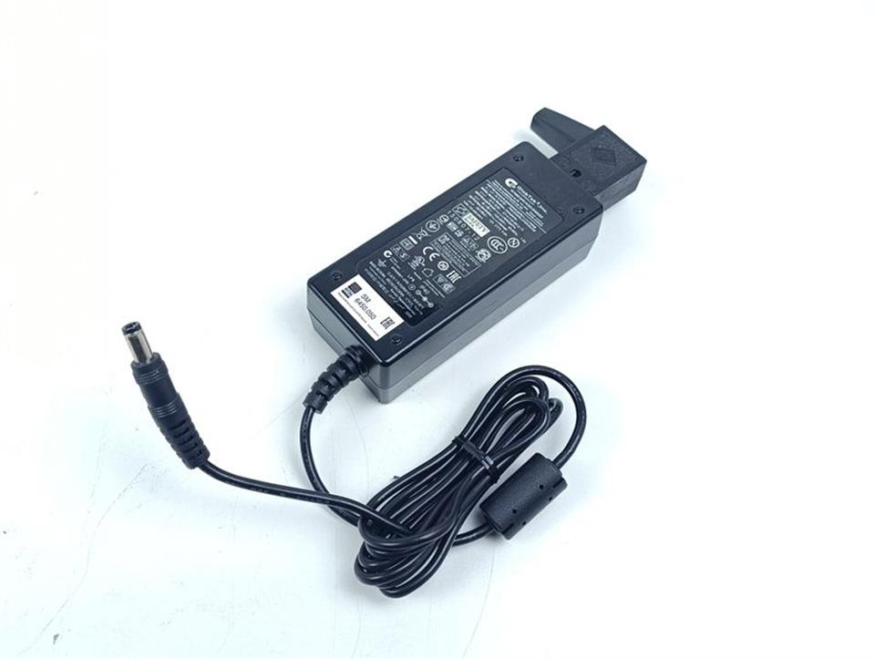 GlobTek GT-41132-6012-T3 Output 12 V 5.0 A Netzteil Adapter TOP ZUSTAND