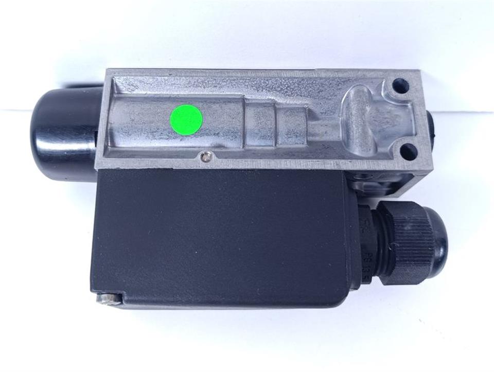 herion-0821097-druckschalter-pressure-switch-50250-bar-neuwertig-und-ovp-78862-4.jpg