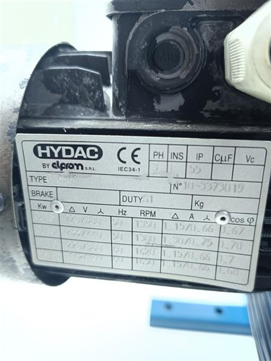 hydac-ok-el2s30m400-501-16-bar-oelkuehler-luft-top-zustand-78978-4.jpg