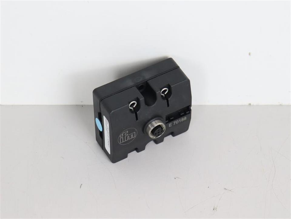 ifm-electronic-e-70188-steckbuchse-e70188-modul-unused-61372-2.jpg
