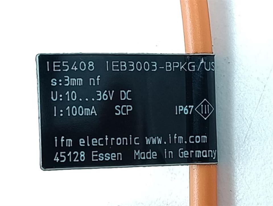 IFM Electronic Inductive Sensor IE5408 IEB3003-BPKG/US  NEUWERTIG