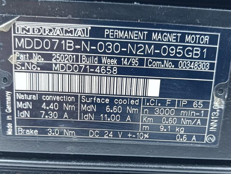 indramat-rexrop-mdd071b-n-030-n2m-095gb1-servomotor-part-nr-250201-top-zustand-83899-5.jpg