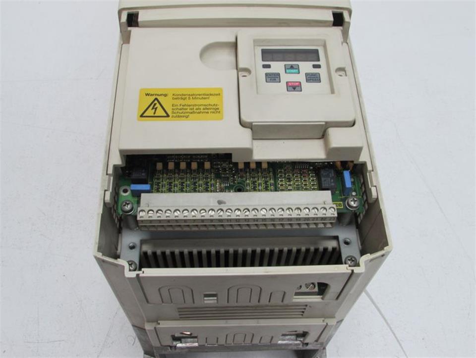 keb-14f4c1g-3480-22-75kw-5060hz-400v-140a-14f4c1g-348022-top-zustand-54379-2.jpg