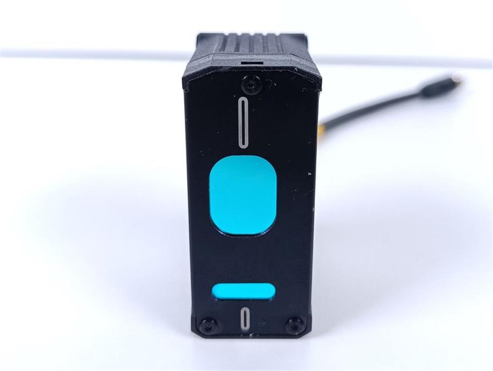 keyence-intelligent-l-laser-sensor-il-s065-unused-78058-4.jpg