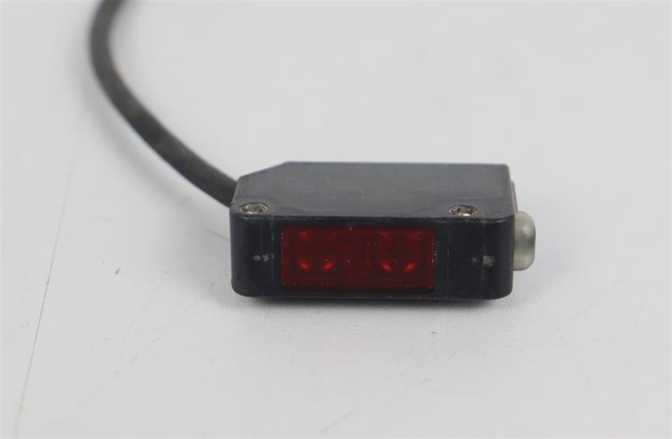 keyence-photoelektrischer-sensor-pz-m12p-top-zustand-60972-4.jpg