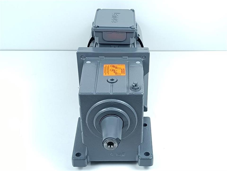 Lenze 3-Mot Getriebe Motor EN60034 GST06-2M-VBR-090C32 + MDEMABR090-32C1C UNUSED