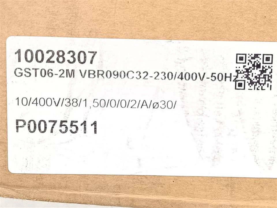 Lenze 3-Mot Getriebe Motor EN60034 GST06-2M-VBR-090C32 + MDEMABR090-32C1C UNUSED