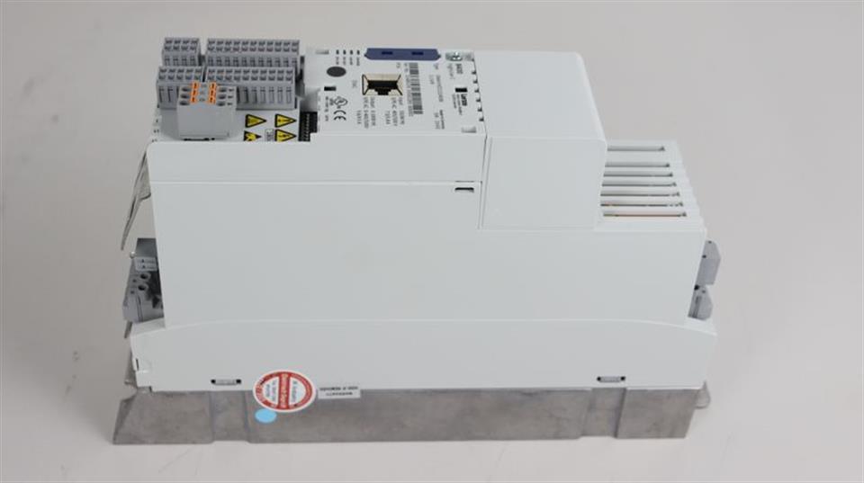lenze-drives-8400-e84avhce2224sx0-highline-c-22kw-400v-unused-tested-ovp-60730-6.jpg