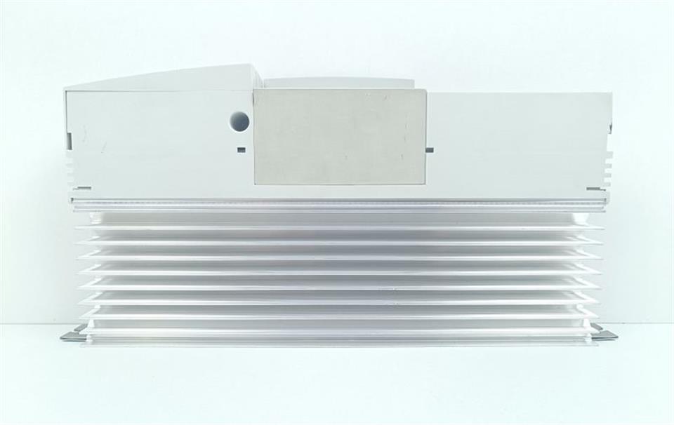 lenze-emb9352-e-servo-drive-339352-e1d-bremsmodul-top-zustand-61525-2.jpg