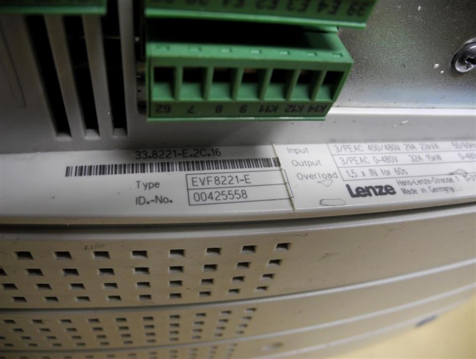 lenze-evf8221-e-frequenzumrichter-400480v-32a-15kw-top-zustand-68186-2.jpg