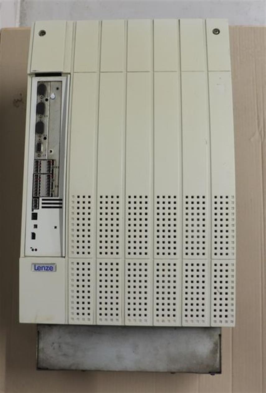 Lenze EVF9330-EV Frequenzumrichter ID-No. 00472626 TESTED & TOP ZUSTAND