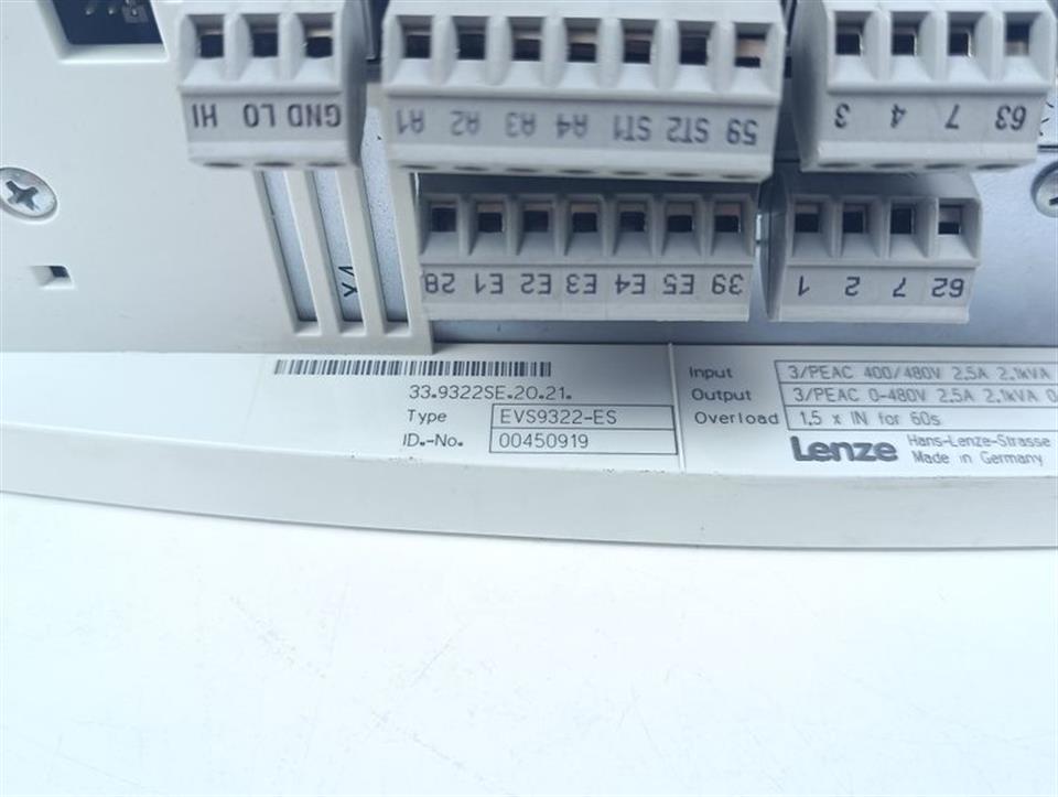 Lenze EVS9322-ES 33.9322SE.20.21. Servo Drive ID.NO: 00450919 TESTED TOP ZUSTAND