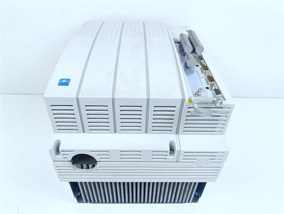 Lenze EVS9328-EPV004 Id.-No 13180669 33.9328PE.7C.70.V004 TESTED & TOP ZUSTAND