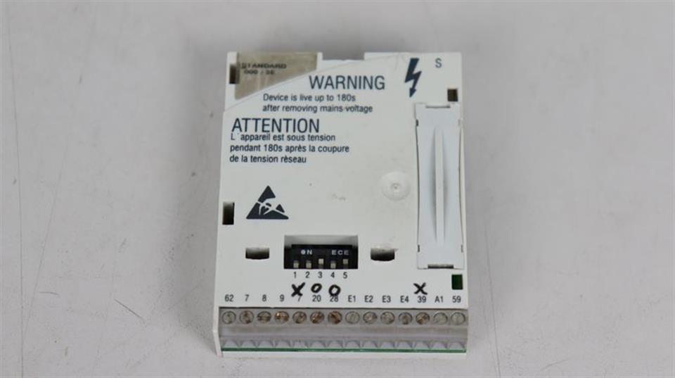 lenze-funktionsmodul-e82zafsc-58767-2.jpg
