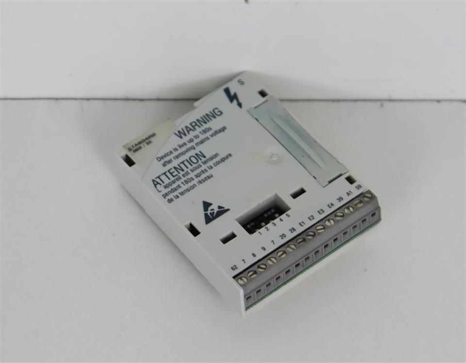 lenze-funktionsmodul-e82zafsc-modul-id-no-00491449-top-zustand-61827-1.jpg