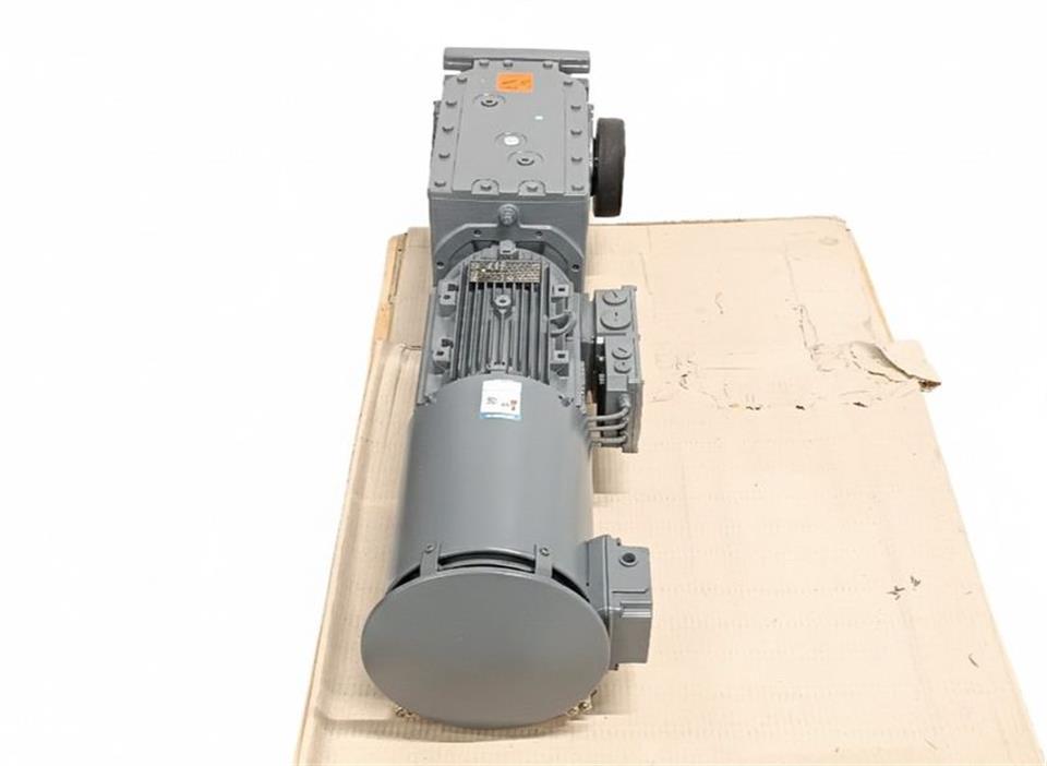 lenze-servomotor-m55ap112m045ffrut-getriebe-g50bb227msar3c00-unused-84536-2.jpe