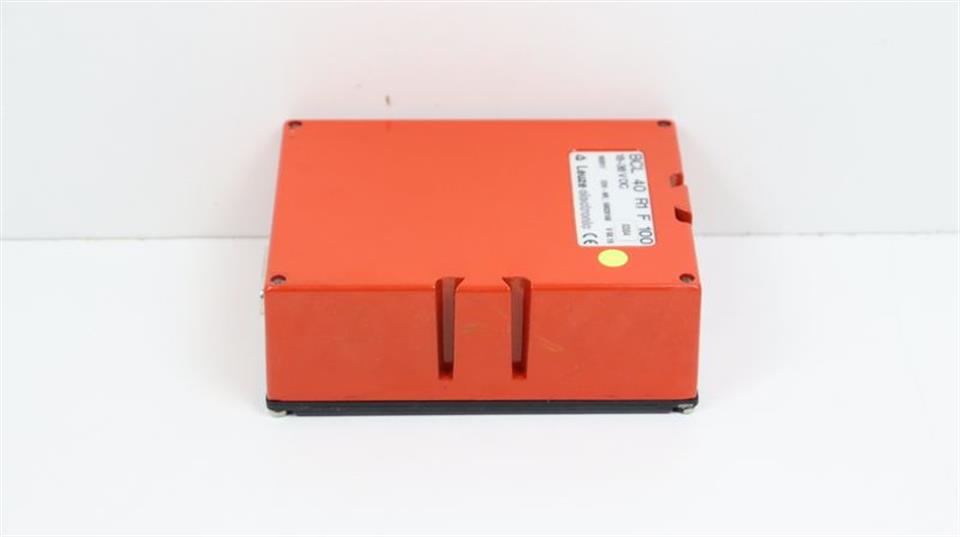 leuze-electronic-bcl-40-r1-f-100-stationaerer-barcodescanner-top-zustand-62008-2.jpg
