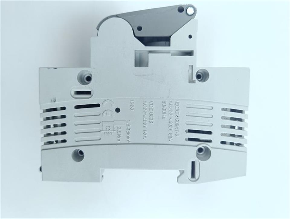 mersen-lasttrennschalter-05862063000-top-zustand-80552-3.jpg