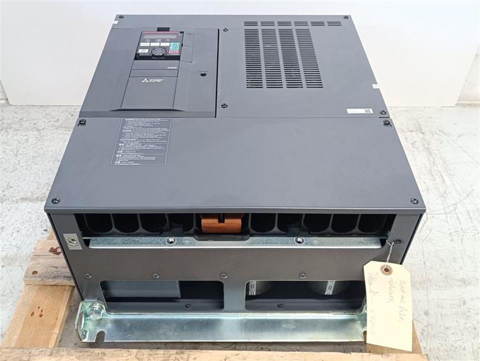 Mitsubishi FR-A840-01160-2-60 Frequency Inverter TESTED & TOP ZUSTAND