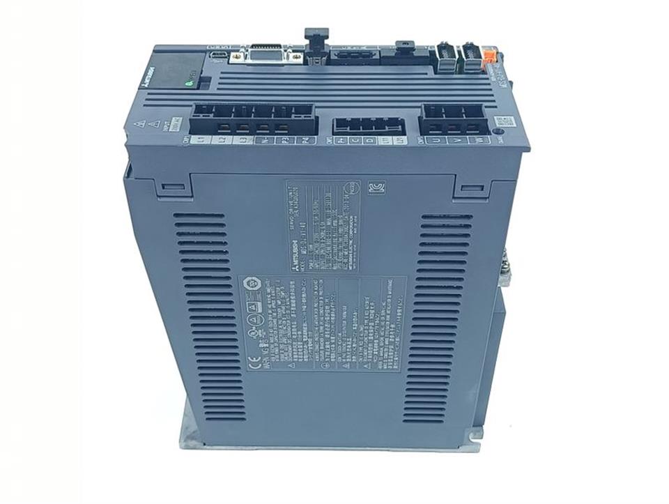 Mitsubishi Servo Drive MDS-DJ-V1-40 Gebraucht