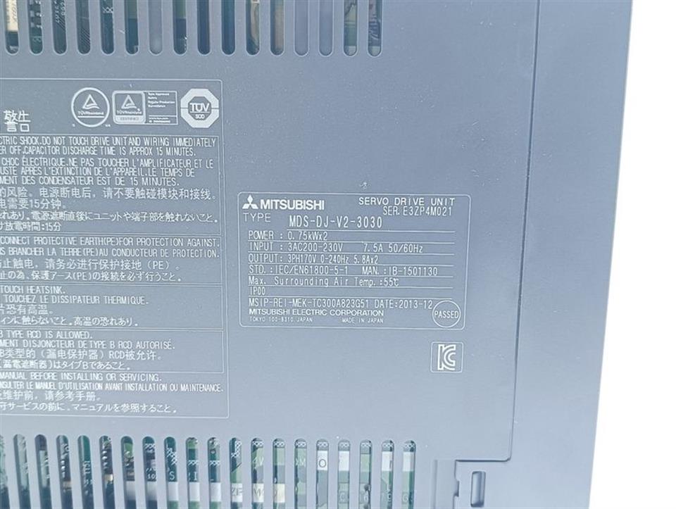 Mitsubishi Servo Drive MDS-DJ-V2-3030 TOP ZUSTAND