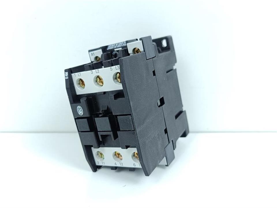 moeller-dil0am-leistungsschuetz-230v-50hz-60hz-unused-und-ovp-80731-3.jpg