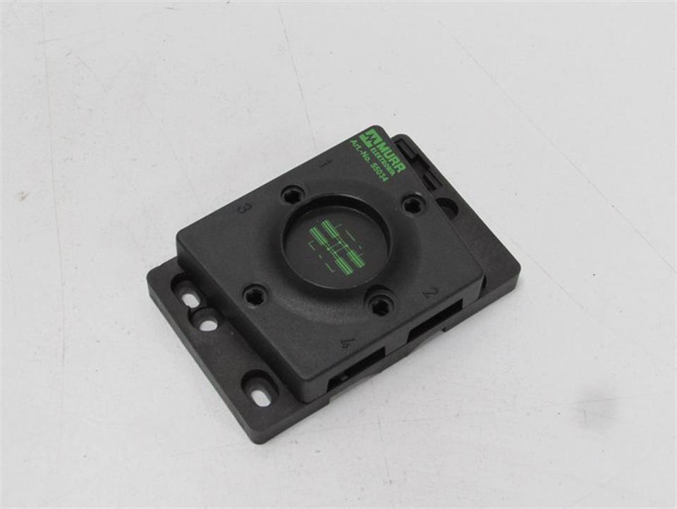 murr-elektronik-55034-code-755t1-102-36vdc-8a-masi67-installationstechnik-ovp-73982-3.jpg