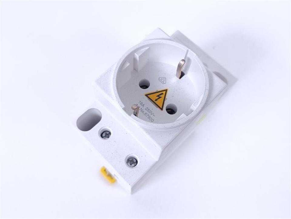 murr-elektronik-schaltschrank-steckdose-art-no-67900-16a-250v-top-zustand-78603-1.jpg