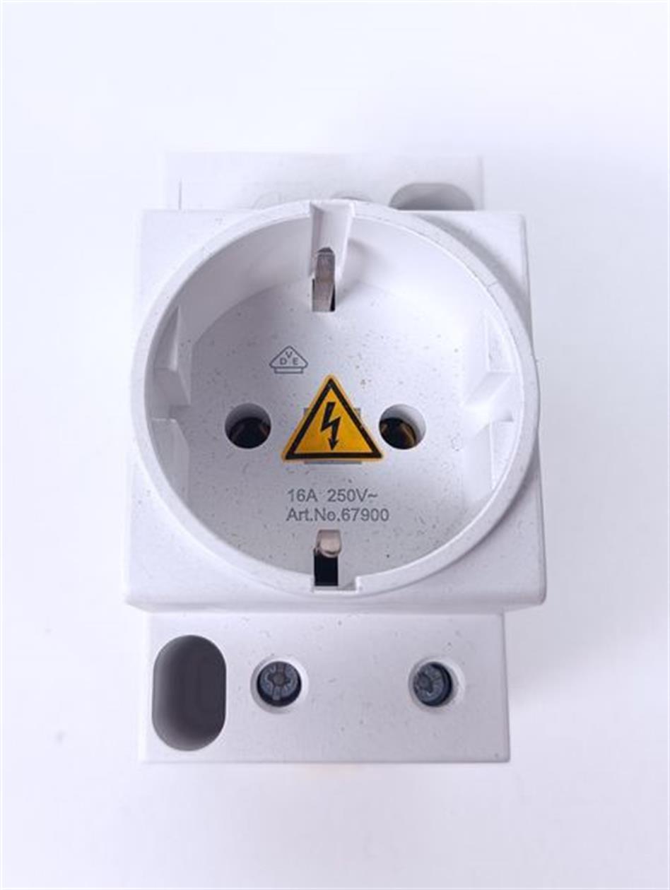murr-elektronik-schaltschrank-steckdose-art-no-67900-16a-250v-top-zustand-78603-2.jpg