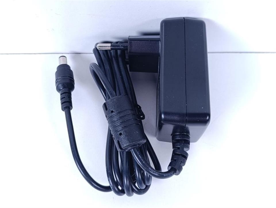 mw-mean-well-ac-dc-switching-adaptor-gs12e12-p1i-unused-und-ovp-79669-4.jpg
